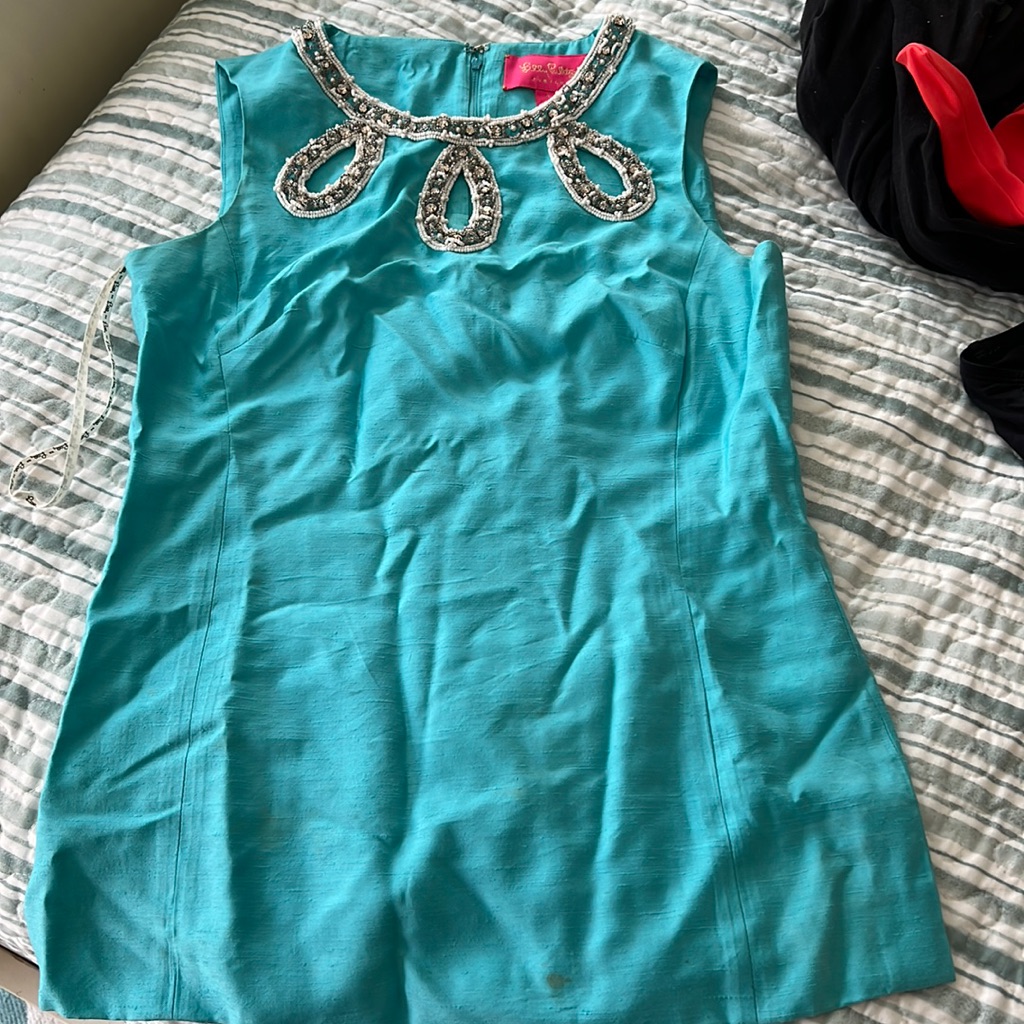 Lilly Jubilee Top Good Shape Size 4